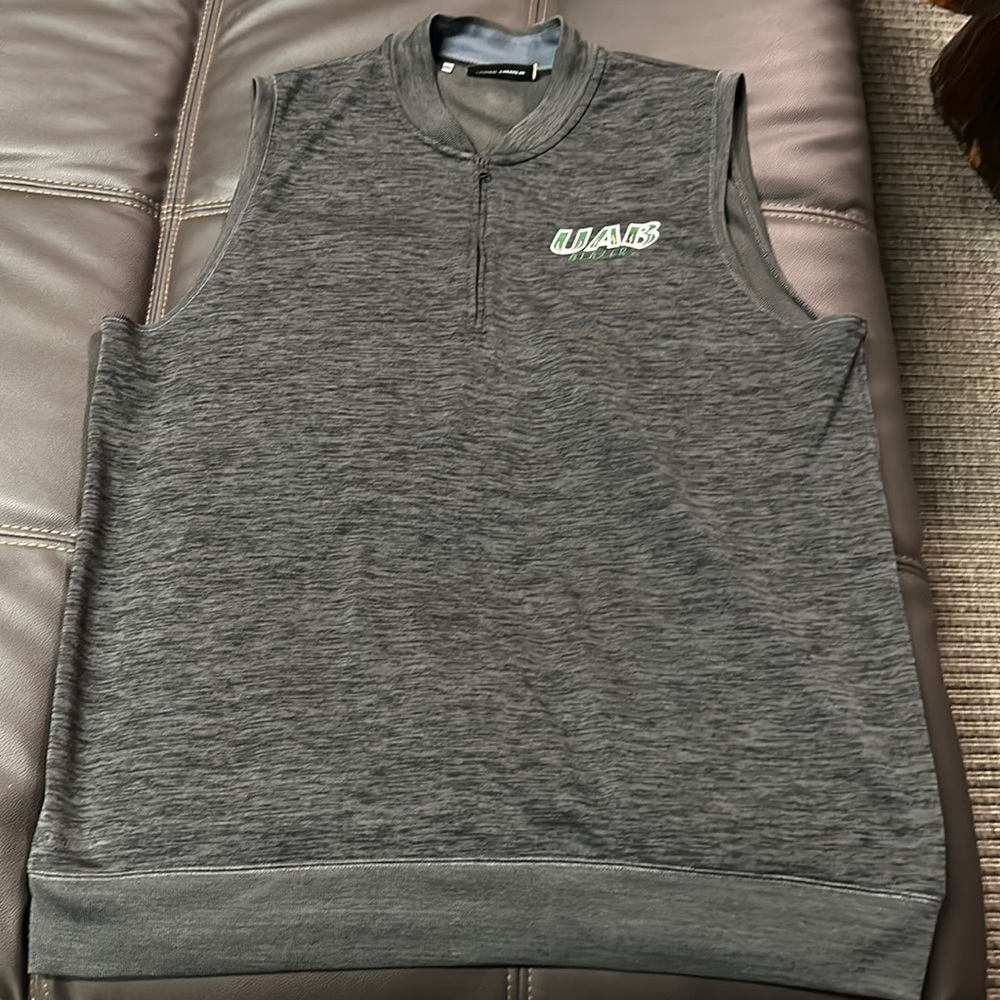 Bins or women's University of Alabama Birmingham, Blazers, under Armour vest